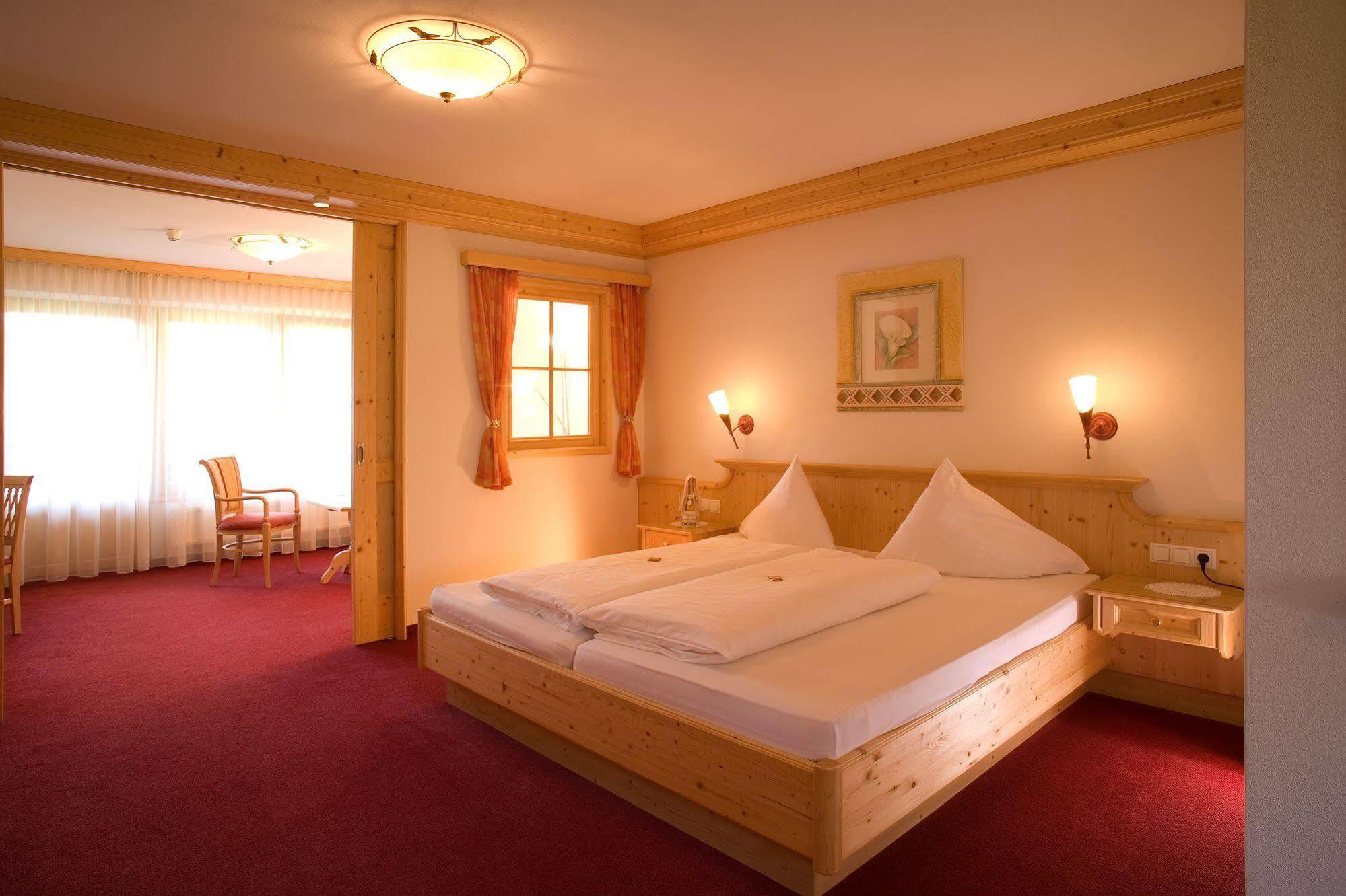 Alpenpanorama Hotel 4*