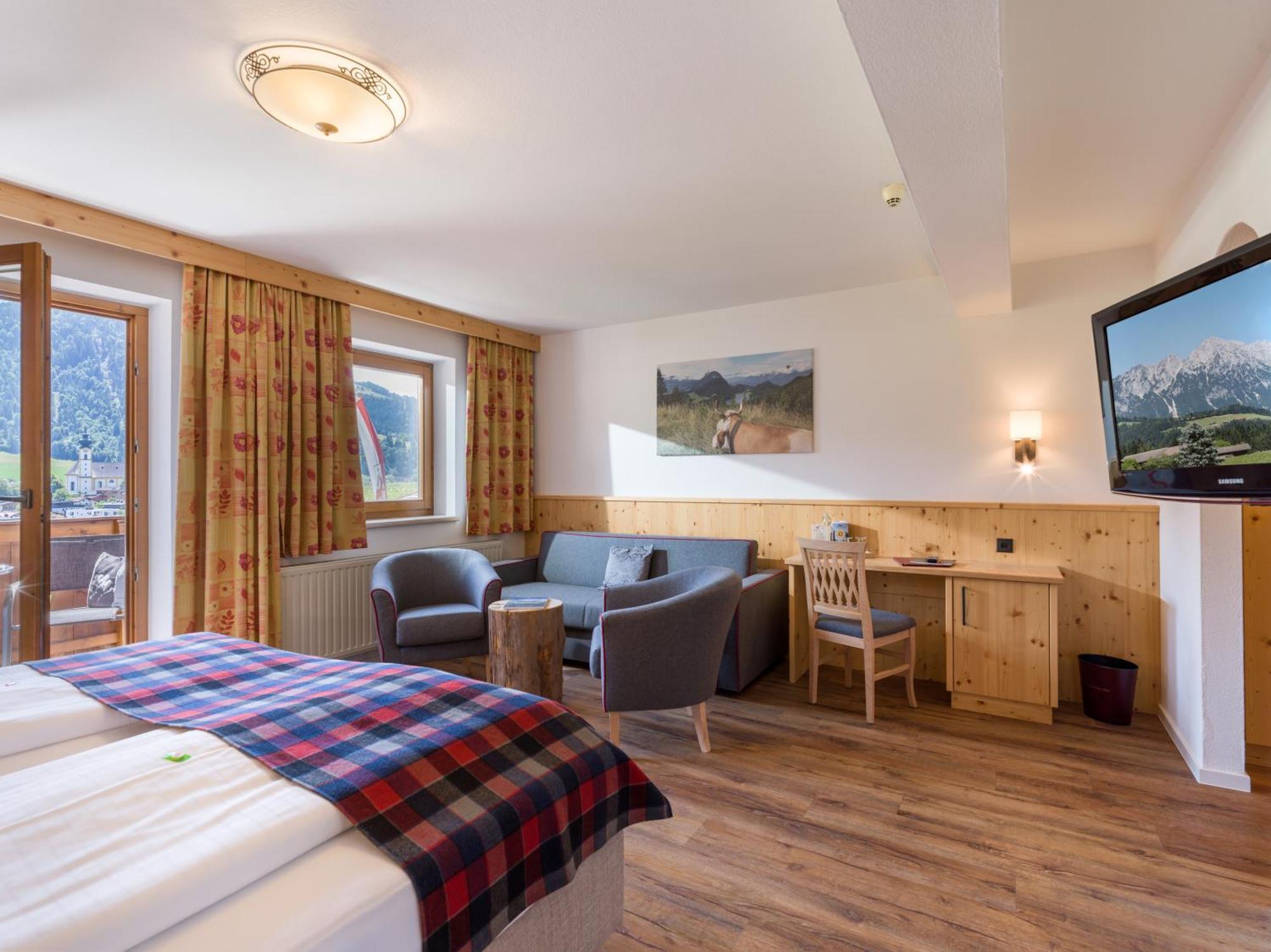 Alpenpanorama Hotel 4*