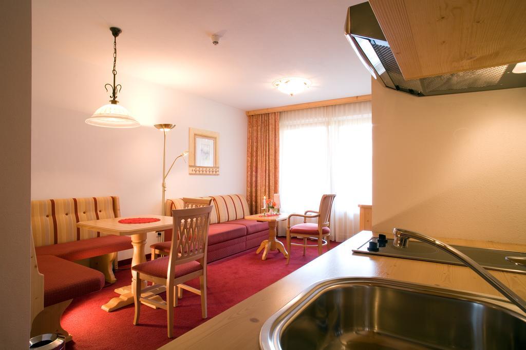 Hotel Alpenpanorama 4*